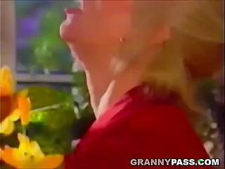 2847 hairy mature porn videos